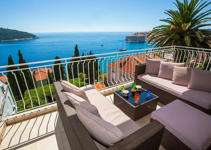 Ambassador Apartament