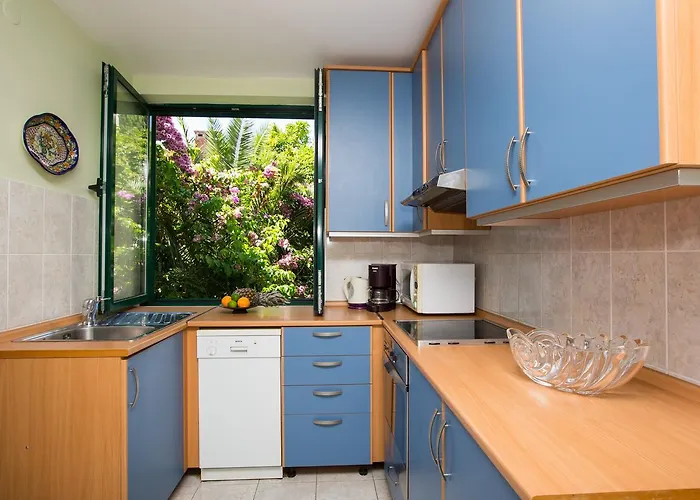 Ambassador Apartament *