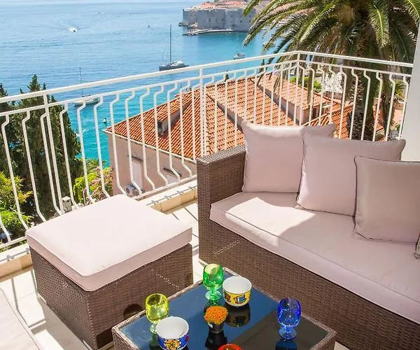 Ambassador Dubrownik