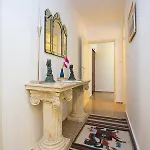 Ambassador Dubrovnik, Stunning Old Town & Sea View *