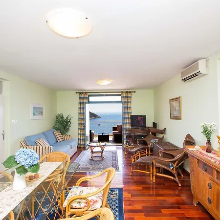 Ambassador Dubrovnik, Stunning Old Town & Sea View Apartment